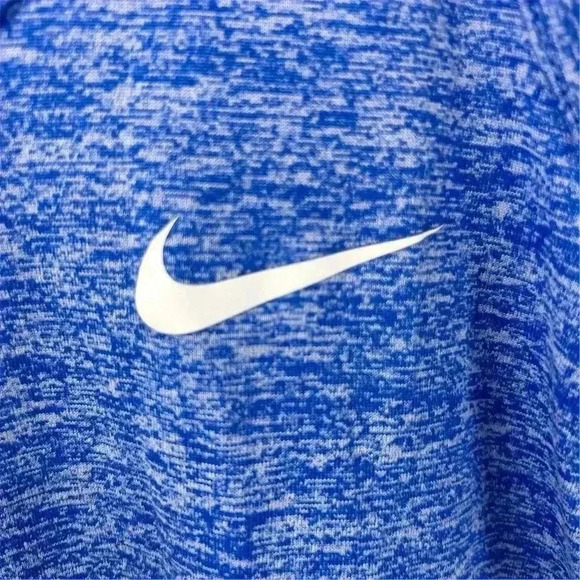 Nike Women's Blue Racerback Tank Top Size M Yoga Running Athletic Dri-fit - Picture 7 of 10